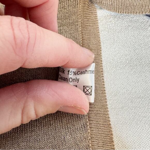 Double R Double Faced Silk/ Cashmere Poncho Navy Camel Size M - Picture 10 of 12